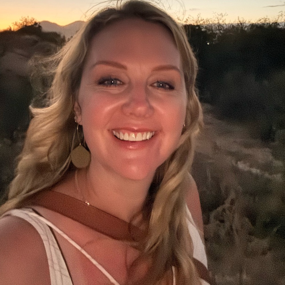 Meet your Posher, Elizabeth